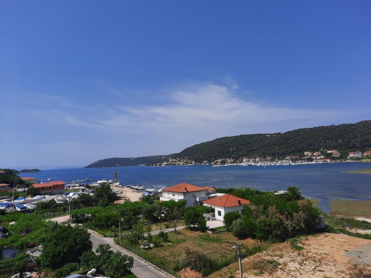 Marovito Apartment Supetarska Draga Exterior photo