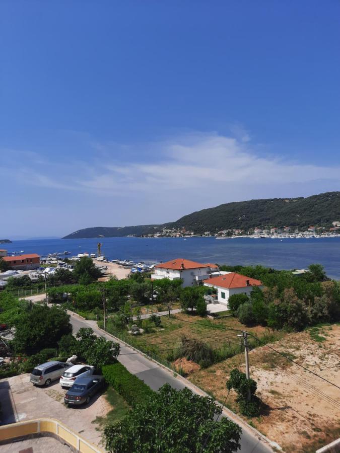 Marovito Apartment Supetarska Draga Exterior photo
